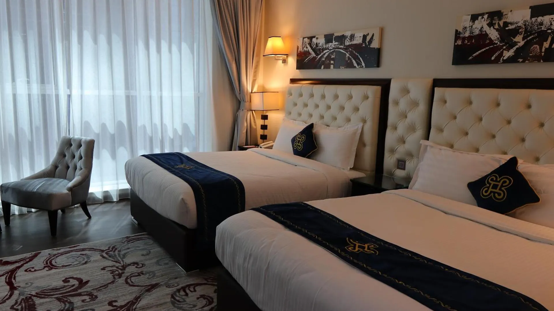 Seven Seas Hotel Дубай