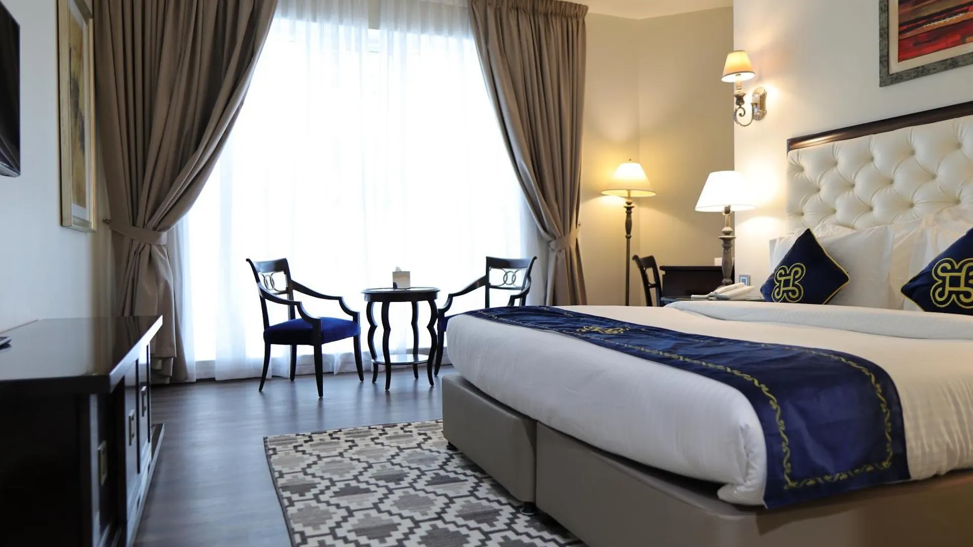 ****  דובאי Seven Seas Hotel איחוד האמירויות הערביות