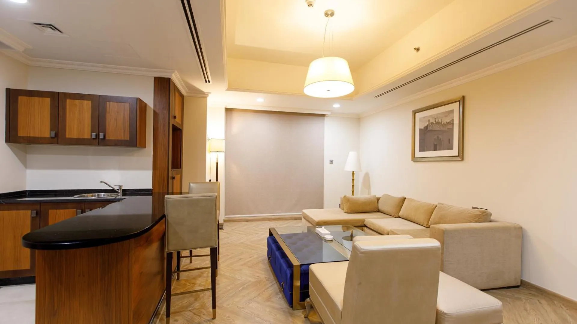 Seven Seas Hotel Дубай