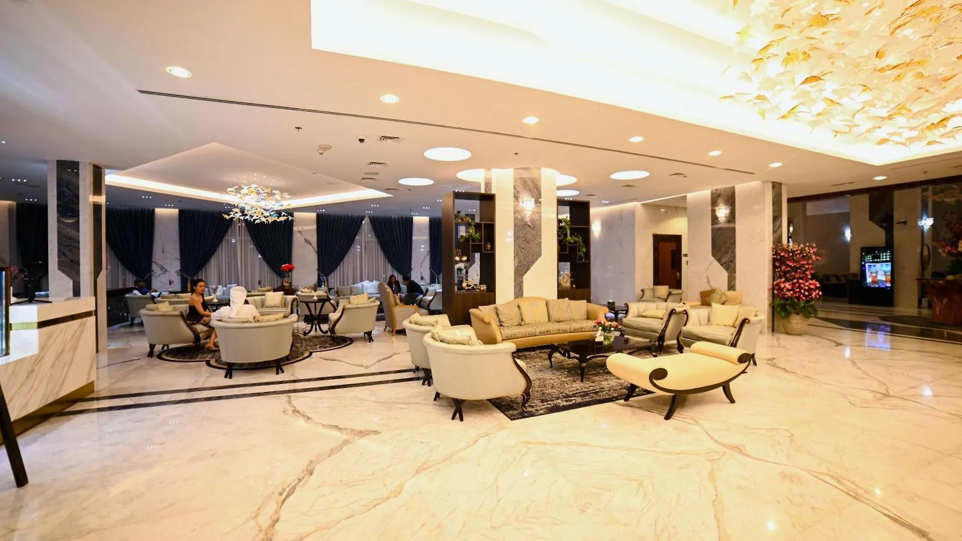דובאי Seven Seas Hotel
