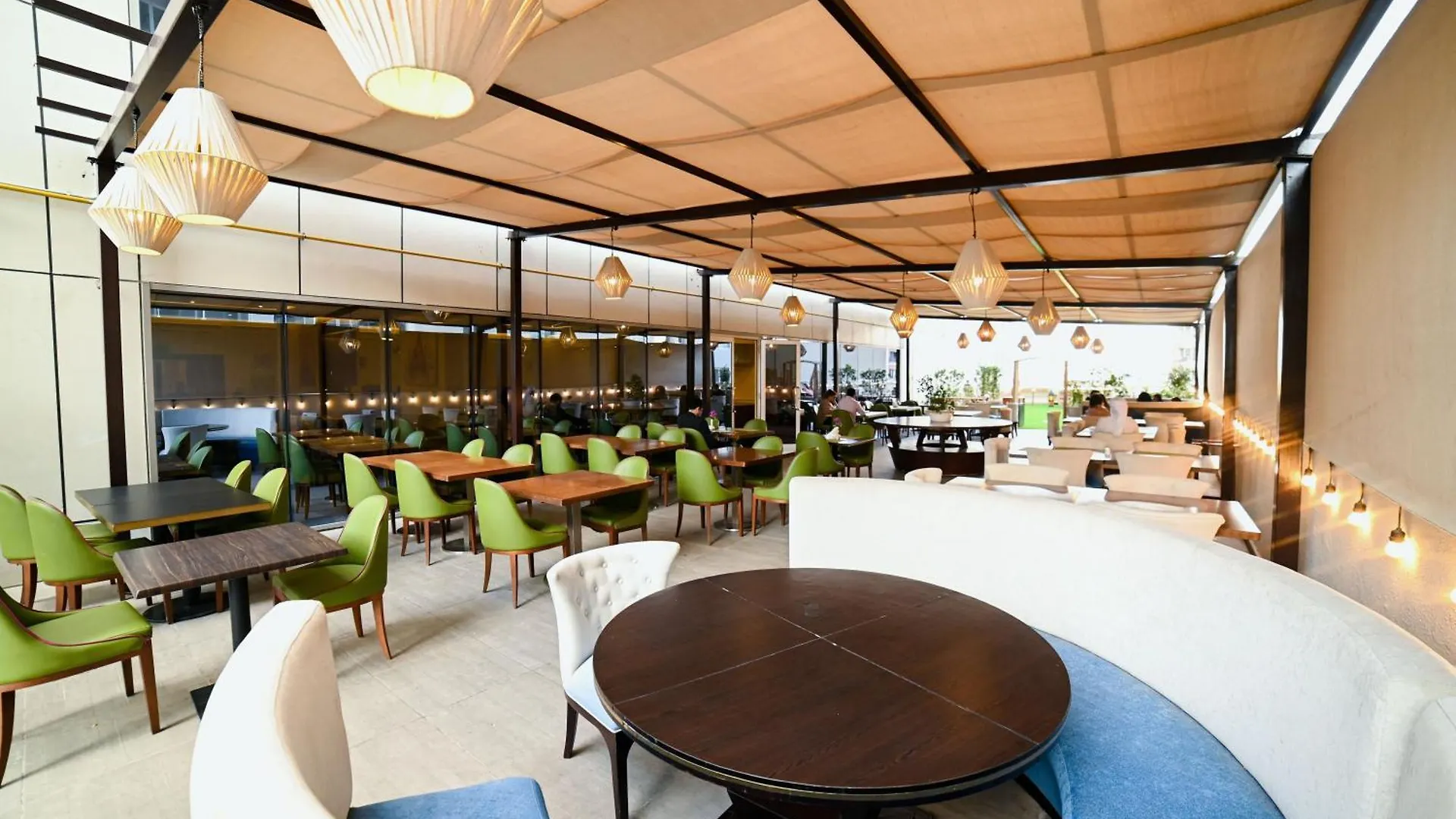 Seven Seas Hotel Дубай