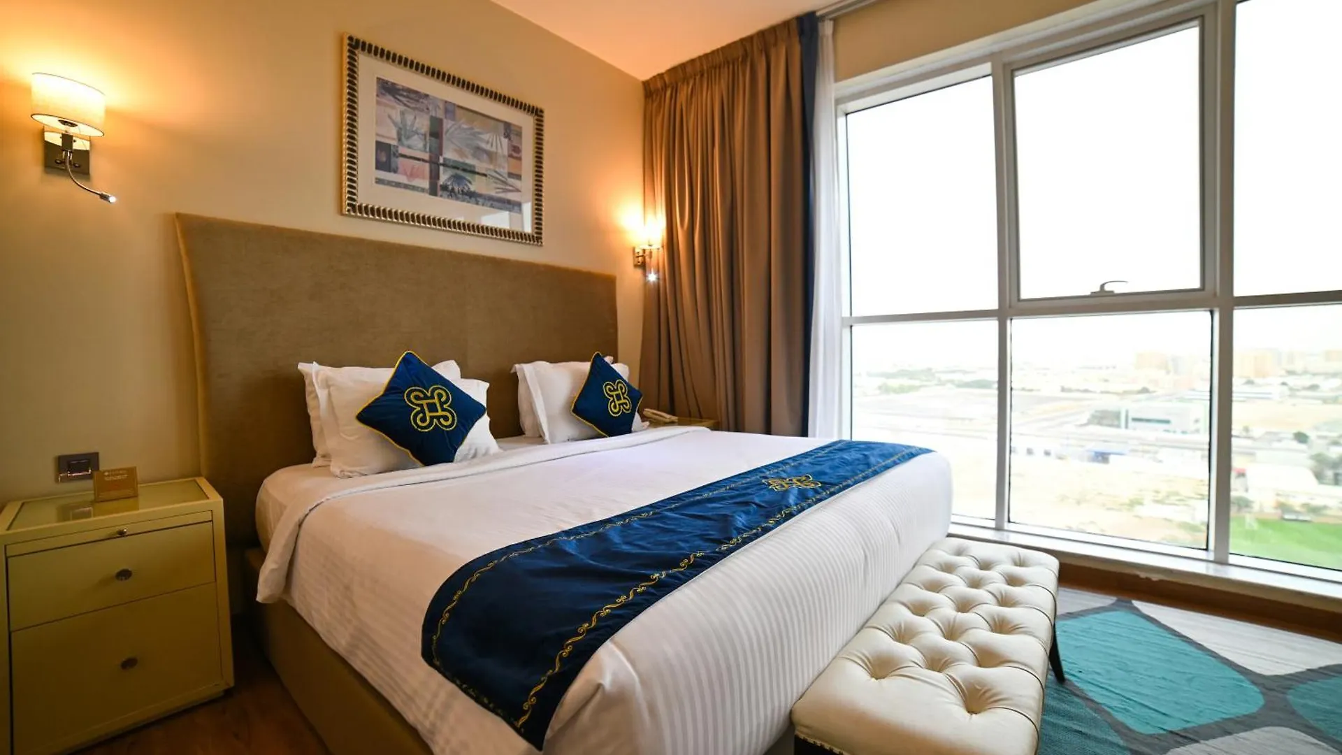 Seven Seas Hotel Дубай