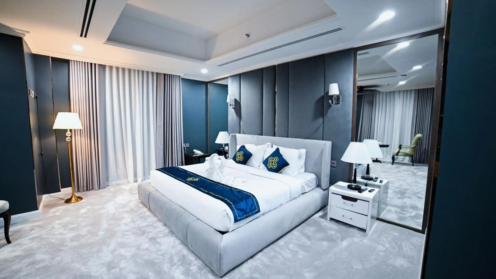 ****  Seven Seas Hotel Дубай ОАЭ